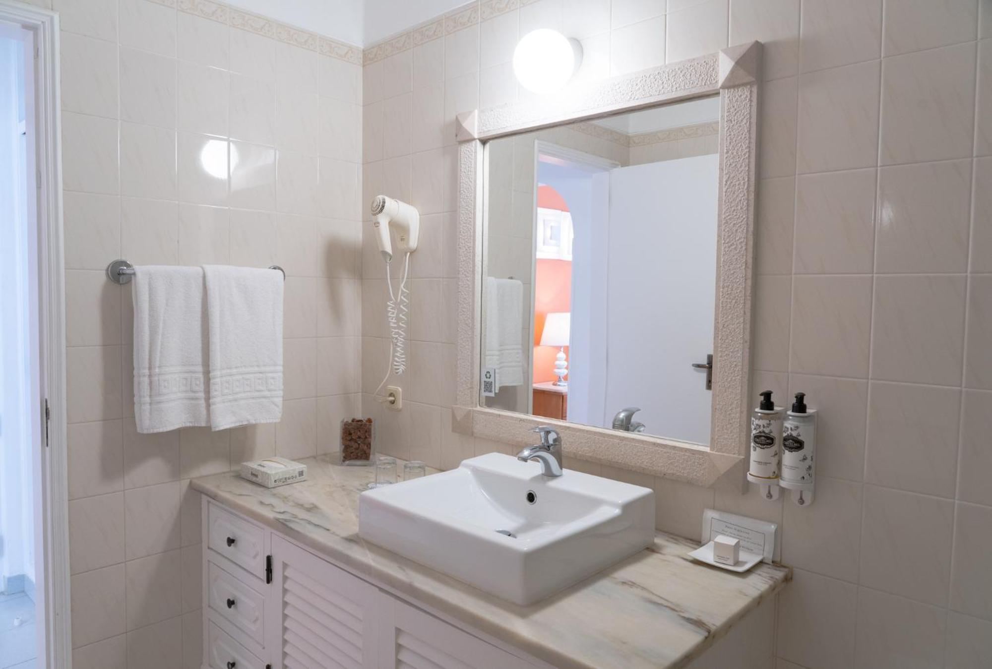 Villa Mar Azul Lagos Dış mekan fotoğraf